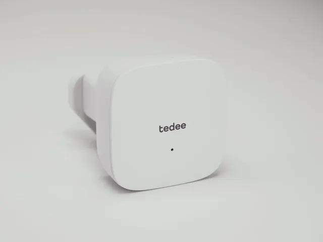 tedee-bridge-britisches-set-typ-g-wlan-gateway image 1