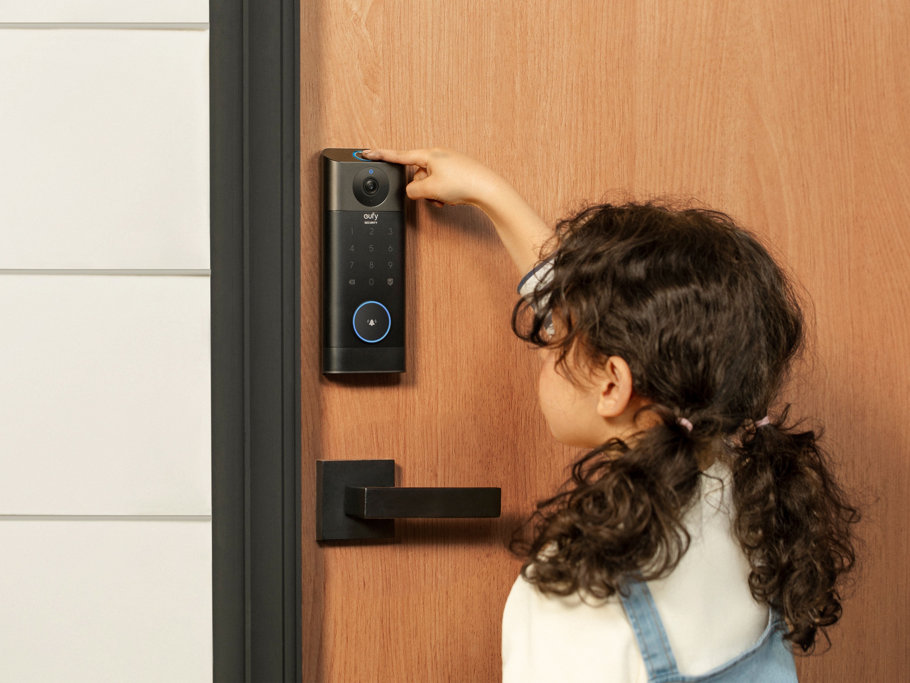 eufy-security-video-smart-lock-3-in-1-kamera-t-rklingel-fingerprint-t-rschloss-2 image 4