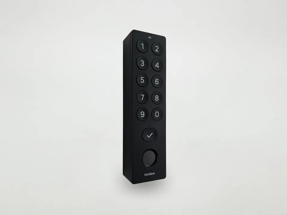 tedee-keypad-pro-fingerabdruck-pin-schwarz image 1