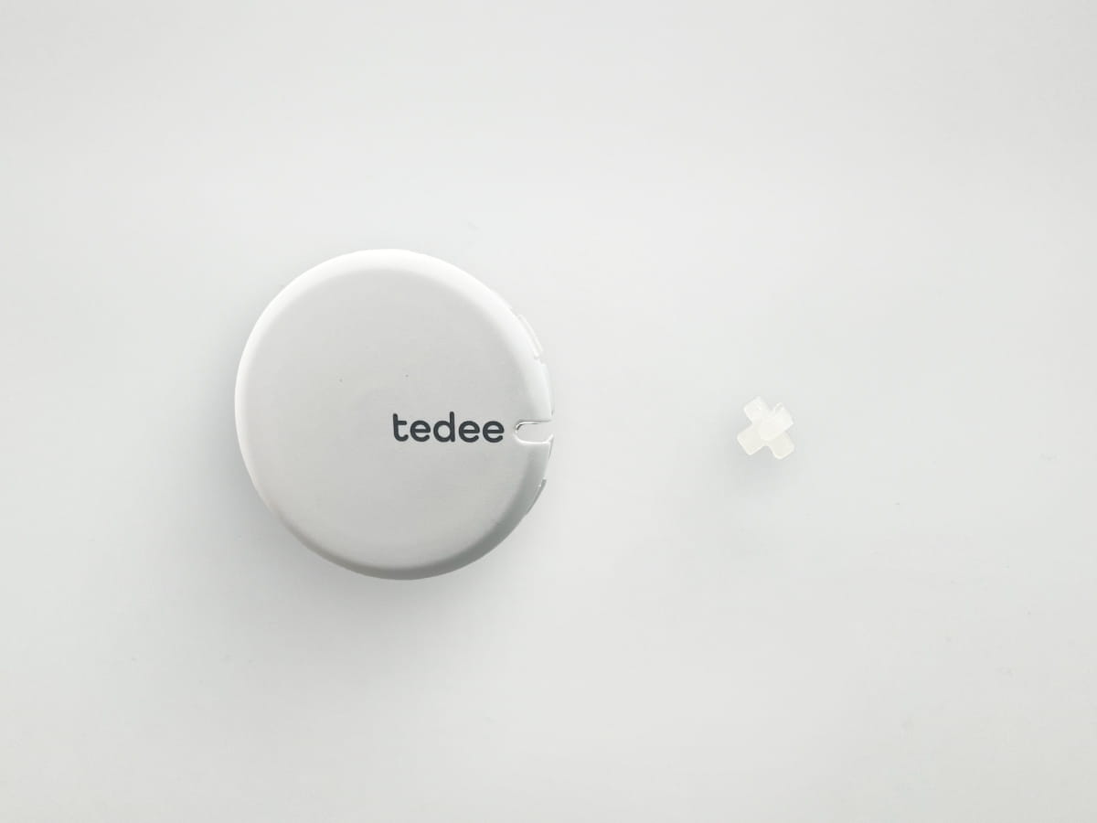 tedee-pro-blindabdeckung-tasterkappe-wei image 2