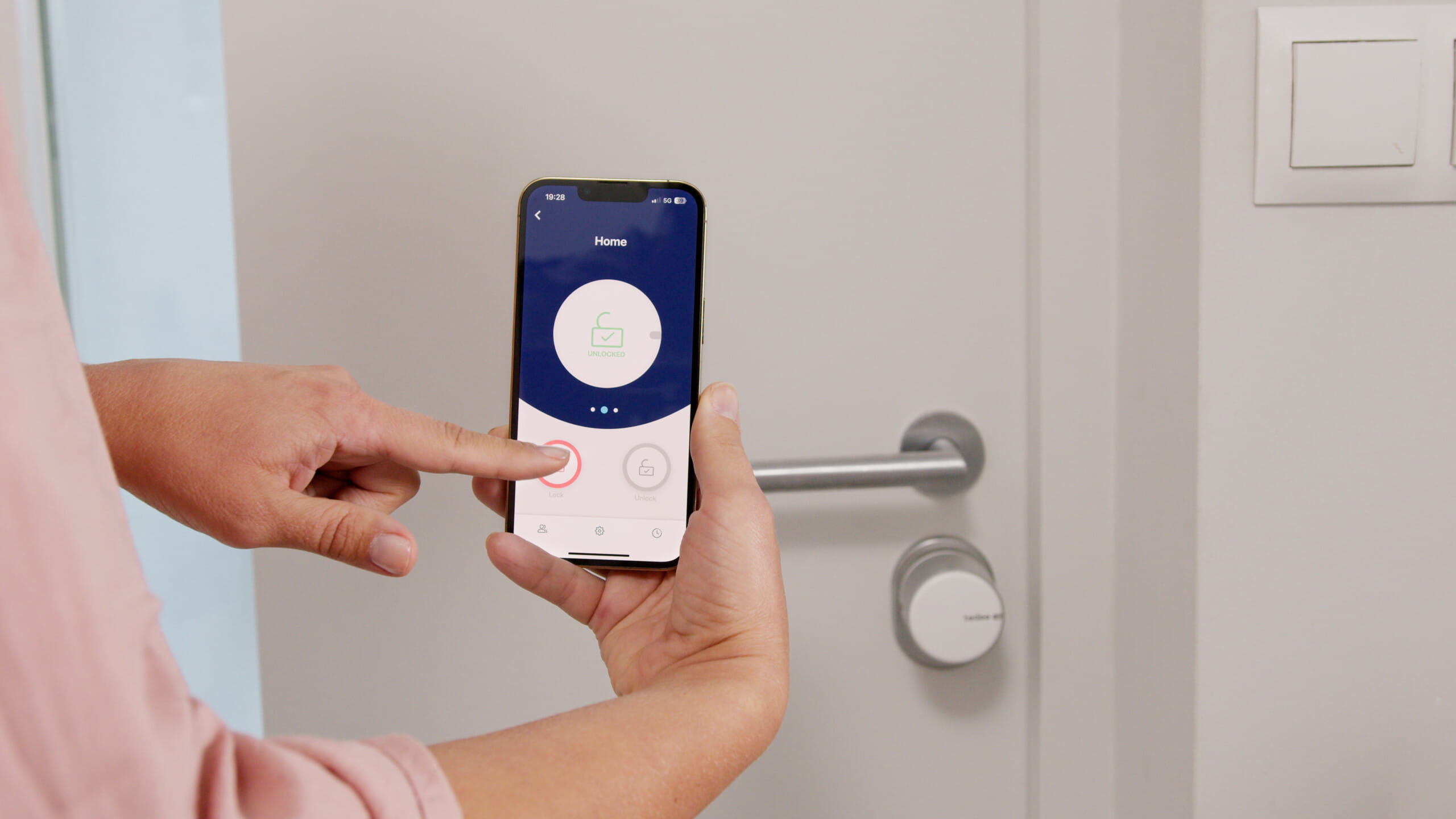 tedee-go-smart-lock-bridge-bundle image 4